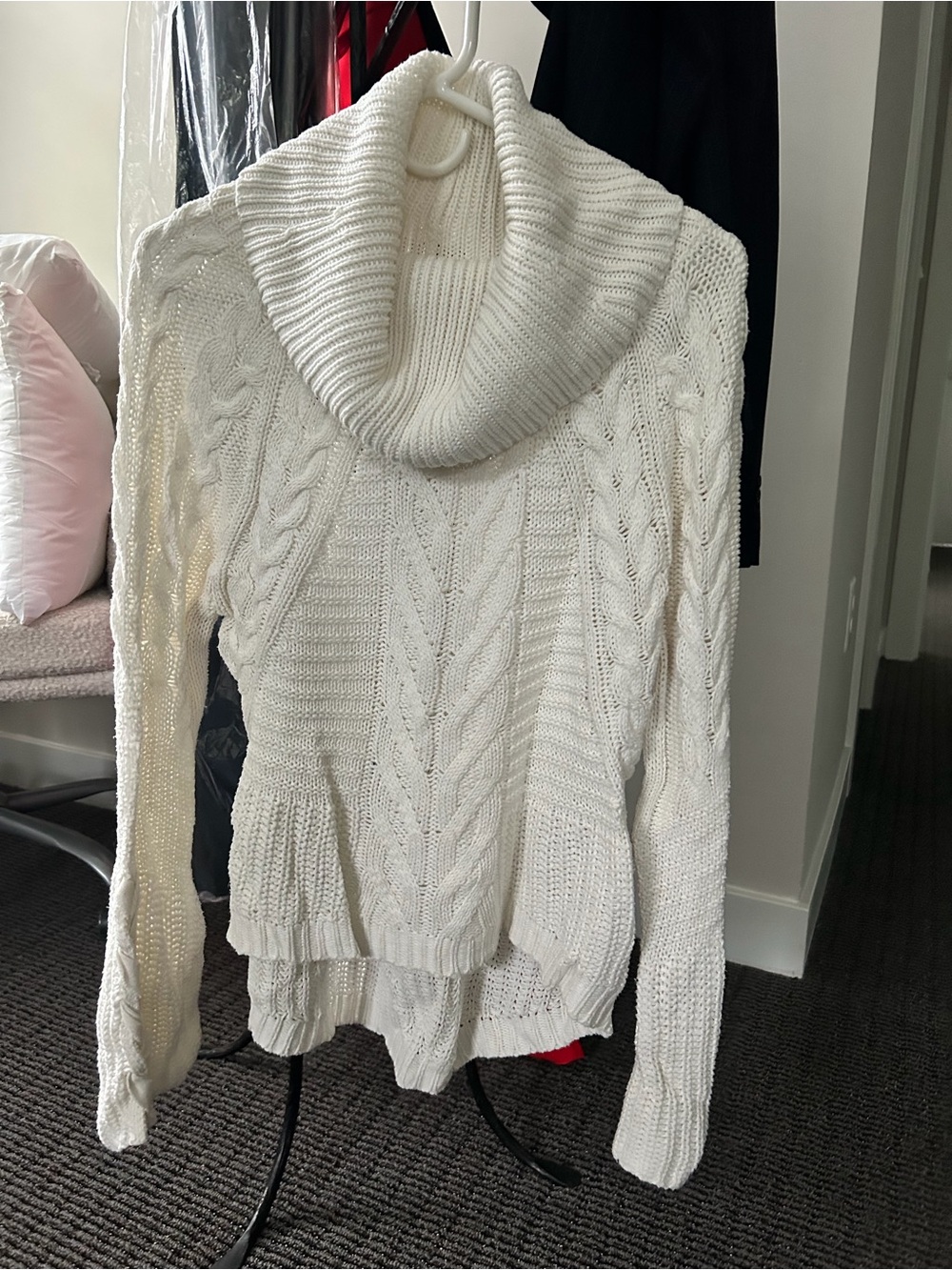 Express White Cable Knit Women’s Sweater with Lace-Up Sleeve